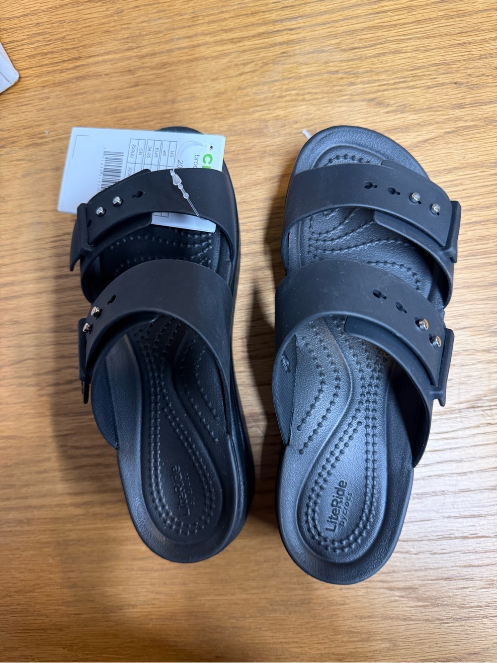 CROCS Brooklyn Buckle Black LiteRide Platform Sandals - Picture 6 of 9
